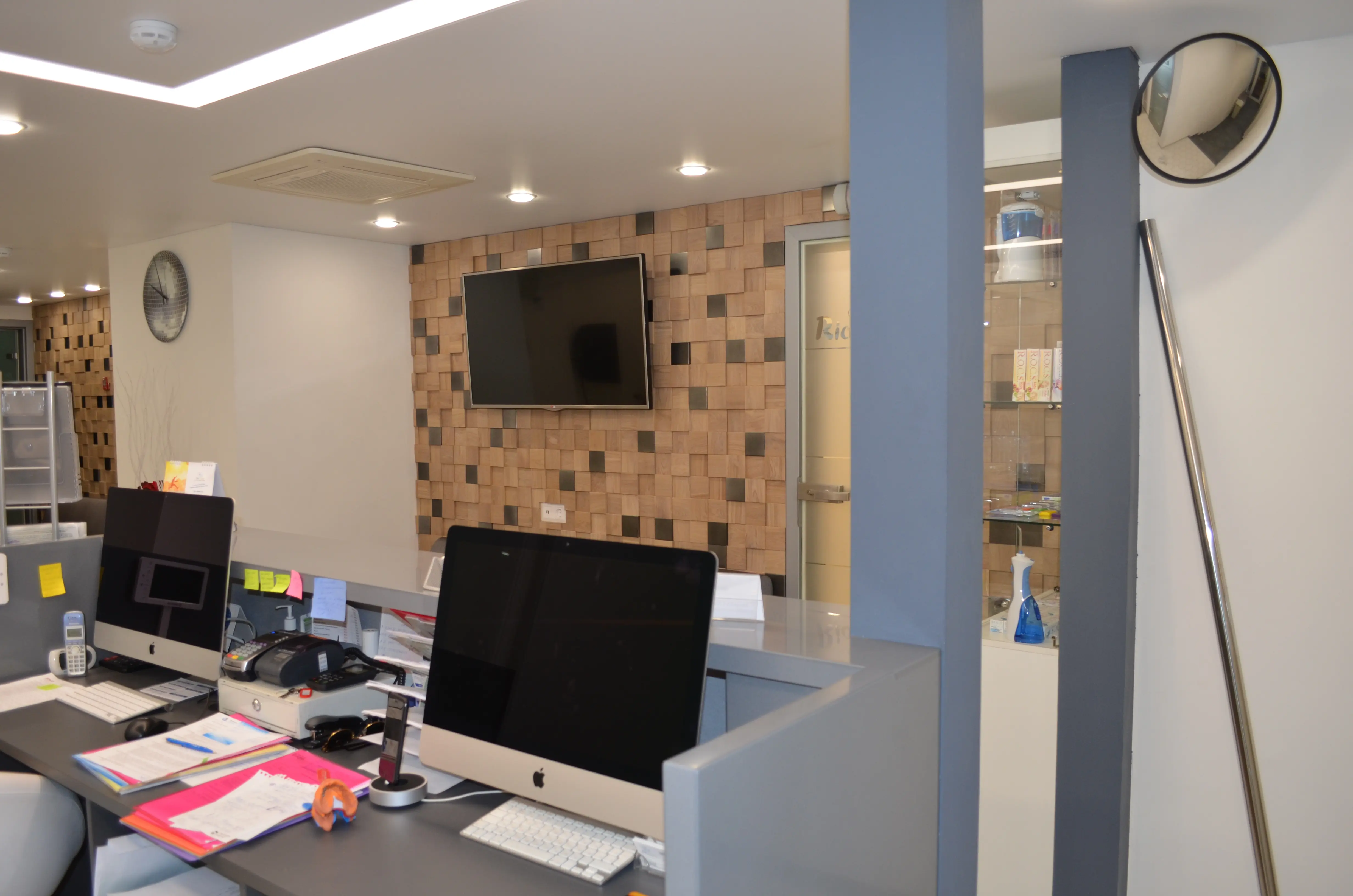 Клиентская зона и стойка, фото 3